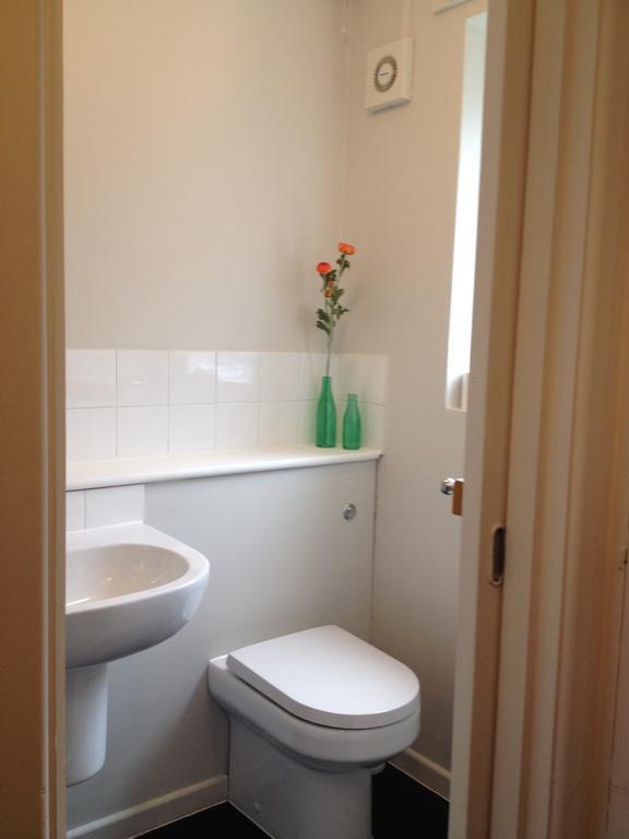 Armitage Way Holiday Apartment - Perfect To Self Isolate CBG Exteriör bild