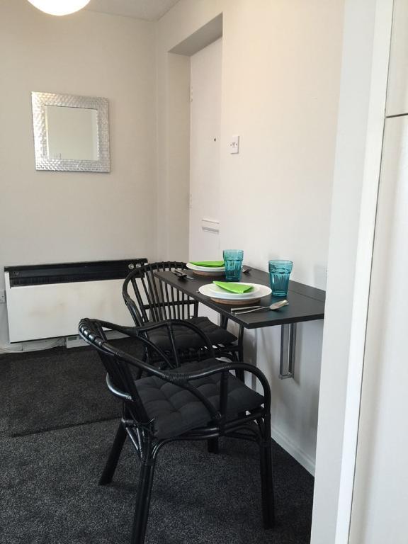 Armitage Way Holiday Apartment - Perfect To Self Isolate CBG Exteriör bild